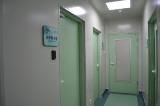 病房门
